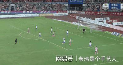 卡尔斯鲁厄全力以赴，取得关键胜利！的简单介绍