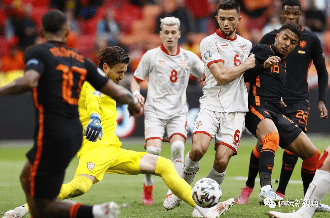 关于荷兰队连败不止，意大利队战术精妙的信息