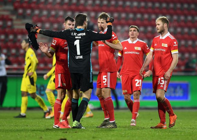 FC科隆队希望逆袭，重回强队行列的简单介绍