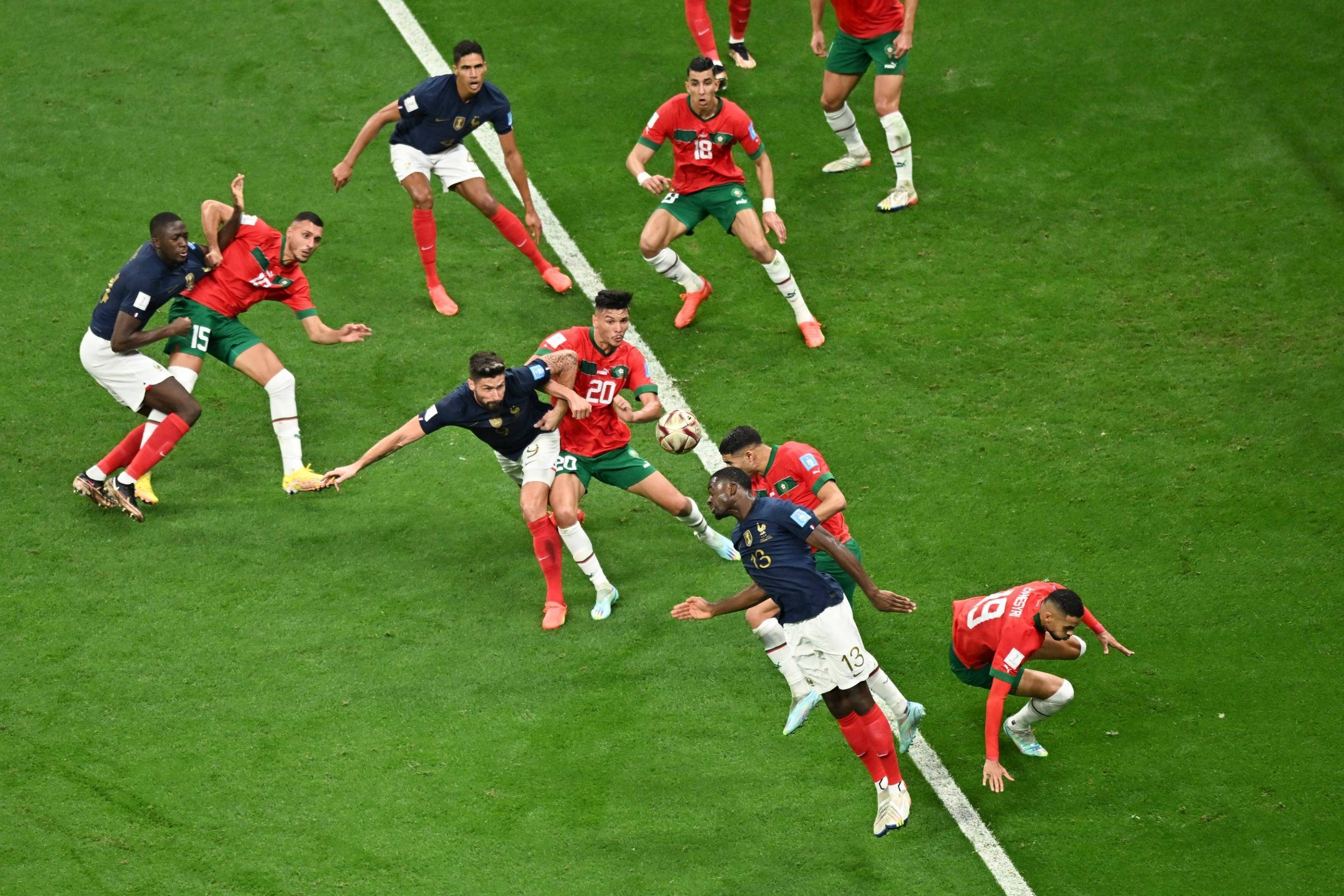 摩洛哥队在比赛中展现团队精神 摩洛哥队在比赛中展现团队精神