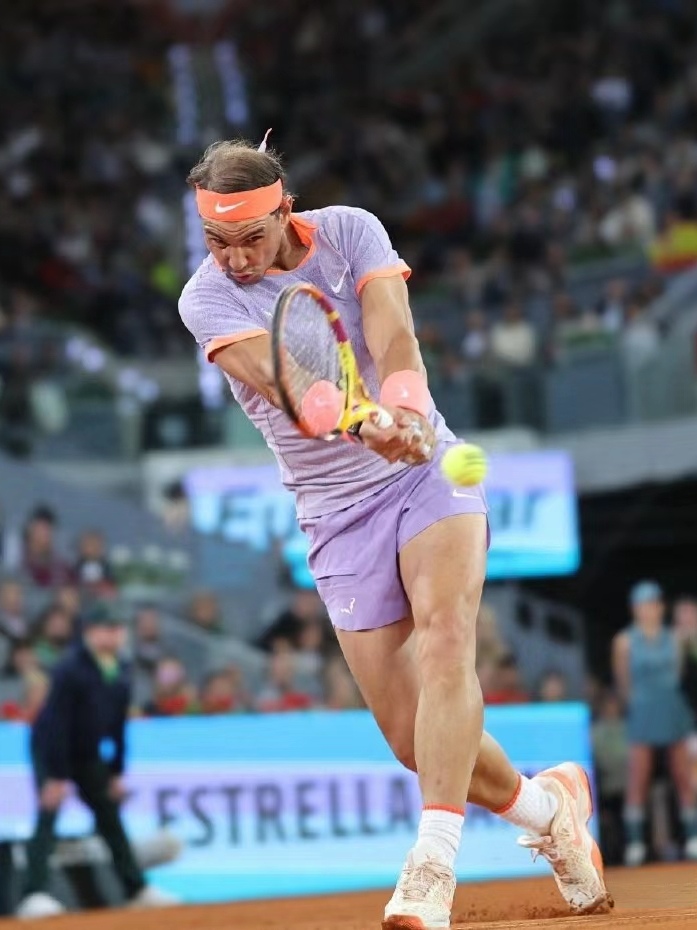 意大利网球队横扫英国网球队，纳达尔打破历史纪录