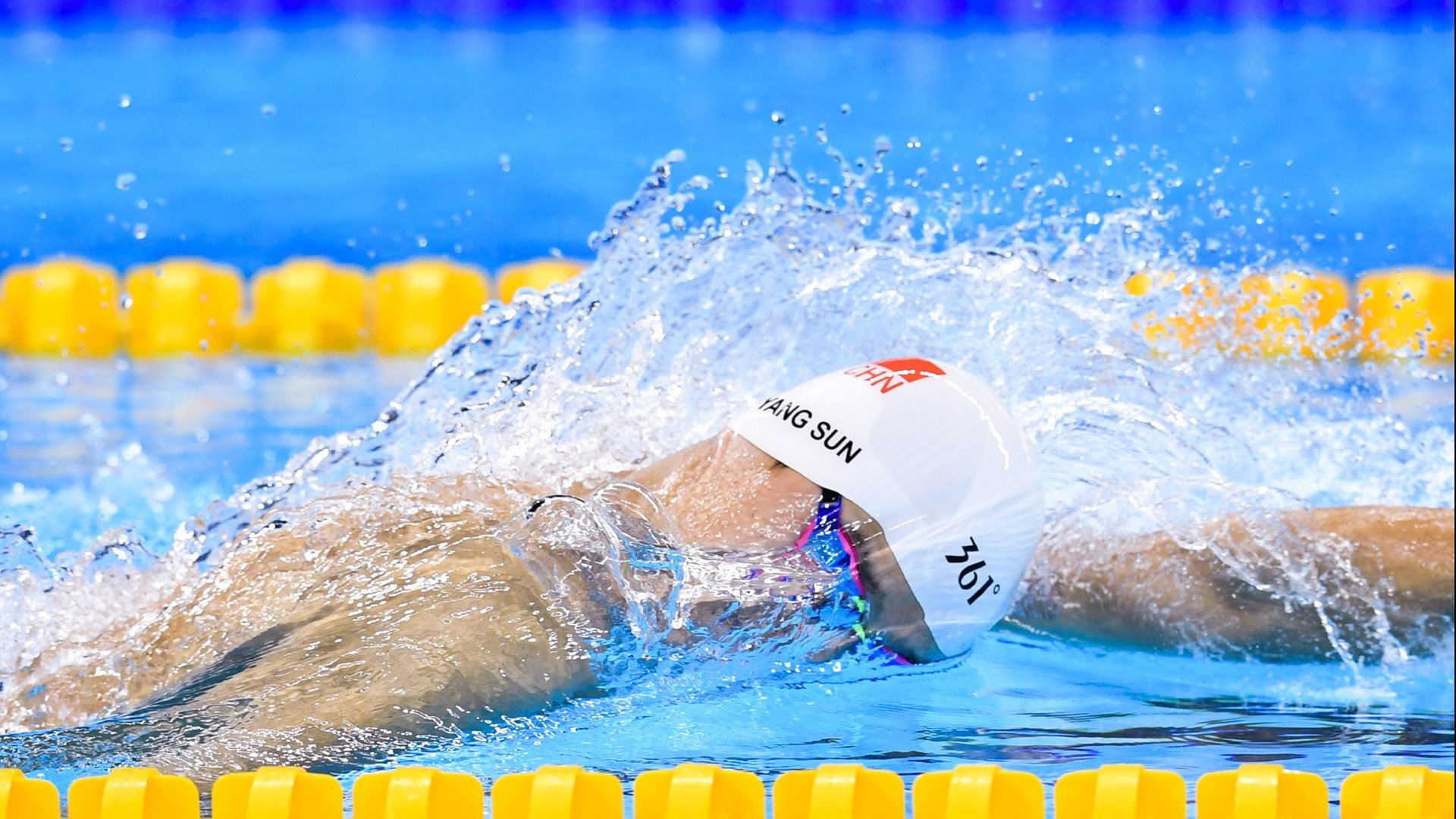 F1新赛季揭幕战之夜，久保建英大场面先生