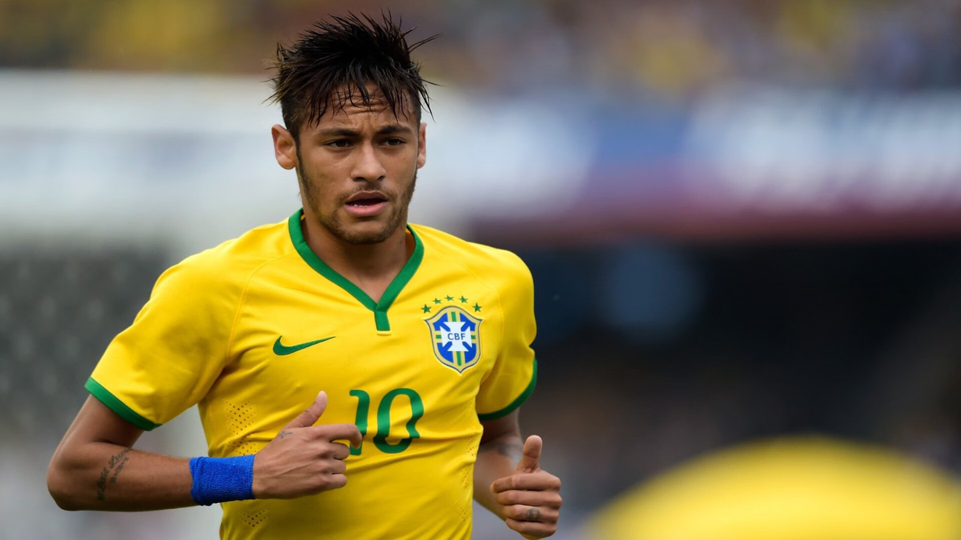 自我救赎的终场哨，马丁内利如何用一脚墨西哥波带走沙特